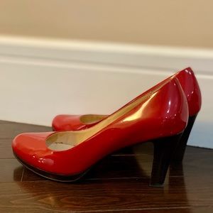 Cole Haan Nike Air Patent Red Leather Pumps GUC 9B